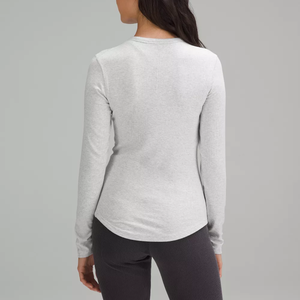 Conjunto de Top Corto Deportivo para Mujer, con Capucha, Transpirable, Resistente al Viento, Ecológico, de Secado Rápido, Teñido en Prenda, con Botones de Malla, 100% - Product Image 3