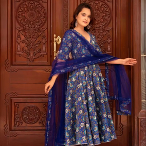 Conjunto Angrakha de Algodón Azul Real Sunhari con Dupatta de Malla Suave |   Conjunto de Kurta Anarkali Estampada, Pantalón y Dupatta para Mujer de Purefit - Product Image 1