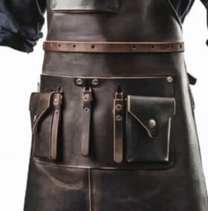 Tablier en cuir de cheval fou de garde en fer noir 2024 meilleure vente ceintures réglables étanche à l'huile et personnalisé - Product Image 5