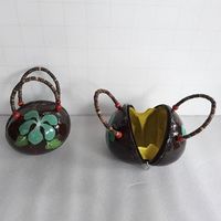 Desain kustom buatan tangan ramah lingkungan tas cangkang kelapa warna-warni mode wanita di Vietnam