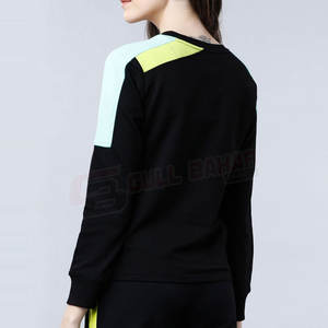 เสื้อสเวตเตอร์ขนแกะนุ่มสบายสำหรับผู้หญิงคอกลมและฮู้ดสำหรับฤดูหนาวโลโก้ด้านหน้าสวมใส่สบายทุกวัน - Product Image 4