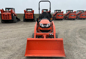 Tractor Utilitario Subcompacto Kubota BX2380 de 23 HP, 4WD, Hidrostático, Diésel, para Agricultura y Paisajismo, Gran Descuento, Motor Principal y Engranaje - Product Image 6