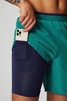 Shorts de sport 2-en-1 pour hommes, style urbain, avec compression intérieure confortable et taille élastique, écologiques