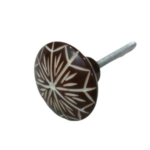 Bouton sculpté nouveauté blanc os et corne conception d'échecs 2025 boutons de tiroir pour placard/commode/incrustation d'os artisanale - Product Image 3
