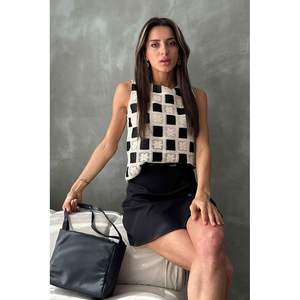 Blusa de Ganchillo con Patrón a Cuadros Negros para Mujer, Top de Punto al por Mayor de Topshow - Product Image 5