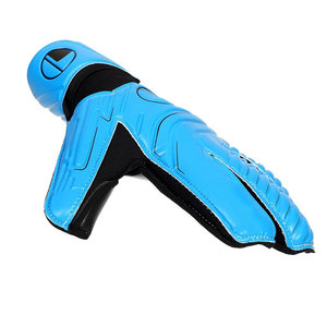 Gants de gardien de but de football professionnel en latex allemand, confortables et durables, légers et respirants - Product Image 2