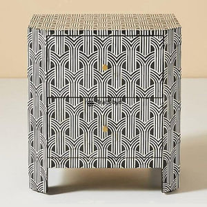 Mesita de noche con incrustaciones de hueso indio, mesita de noche hecha a mano para una decoración de dormitorio sofisticada y artística de Tradebyd - Product Image 2