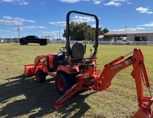 Tracteur compact Kubota BX25D |   Mini tracteur diesel 23HP 4x4 avec chargeur frontal et pelle arrière - Product Image 3
