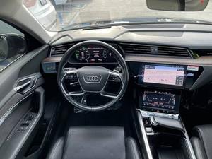 Voiture d'occasion fiable Audi e-tron Prestige quattro 4 portes SUV AWD 2019 - Product Image 5