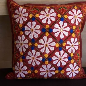 印度制造批发2022秋季设计师家居装饰腰垫漂亮客厅粉色刺绣枕套