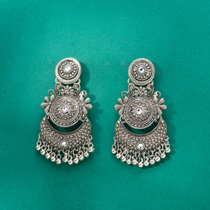 Pendientes clásicos hechos a mano con chapado oxidado mayoristas en la India - Product Image 2