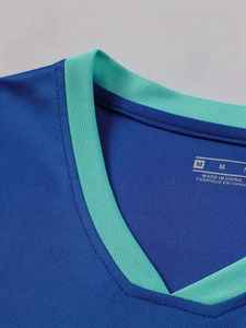 Conjunto de Uniforme de Fútbol Azul Personalizado para Hombre con Pantalones Cortos y Calcetines, Uniforme de Equipo Transpirable para Entrenamiento de Fútbol - Product Image 3