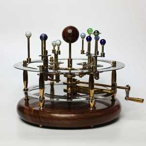 Modelo Planetario de Latón Estilo Antiguo, Sistema Solar Hecho a Mano para Educación y Decoración, de Proveedor Indio - Product Image 1