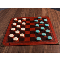 Jeux de dames et de backgammon fabriqués avec des pierres teintées respectueuses de l'environnement