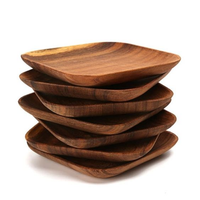Lot de 4 plateaux de service empilables de couleur chaude en bois d'acacia carré naturel très vendu en gros du Vietnam