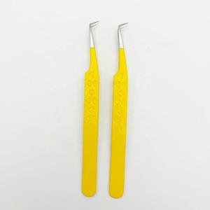 Venta al por mayor profesional 90 grados pinzas de extensión de pestañas de acero inoxidable herramienta de belleza de alta calidad extensión de pestañas de corazón amarillo - Product Image 5