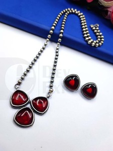 Gorgeous Brass Silver Necklace with Beautiful Monalish Stone Work <b>Oxidized</b> Pearl As Main Stone Stunning Design for Gifts - Product Image 1