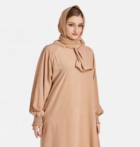Vêtements islamiques Robe musulmane décontractée pour femmes Tendance pakistanaise Abaya pour femmes Design personnalisé élégant et modeste Abaya pour femmes musulmanes - Product Image 6