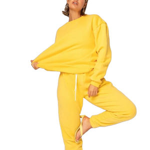 Vente chaude Ensemble de survêtement streetwear personnalisé pour femme, 100% coton, léger, pour l'hiver, mode extérieure, uni - Product Image 1