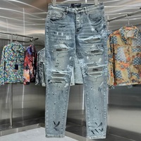 Lot de stock de vêtements excédentaires de marque chinoise populaire et haut de gamme Pantalon en jean pour homme et garçon Prix super bas Marques en surplus de stock Jeans en denim