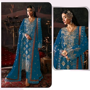 Dupatta Bordada de Algodón Chinon Puro y Grueso con Estilo Festivo en Santoon Mate para Ropa India y Pakistaní - Product Image 3