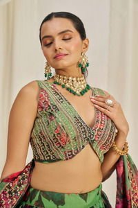 Hermosa Organza de diseñador de alta calidad Lehenga Choli con bordado Zari Ropa de fiesta étnica india y pakistaní - Product Image 6