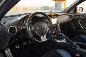 Subaru BRZ Série 2015 d'occasion en bon état. Bleu, sans réserve, avec superchargeur Jackson Racing, boîte manuelle à 6 vitesses, modèle unique sur 1000 exemplaires. Série Bleu. - Product Image 4