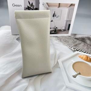 Estuche para Gafas de Sol de Cuero PU con Logotipo Personalizado, Bolsa de Almacenamiento de Gafas de Primera Calidad para Hombre y Mujer, Bolsa para Gafas de Sol de Cuero PU Personalizada OEM - Product Image 6