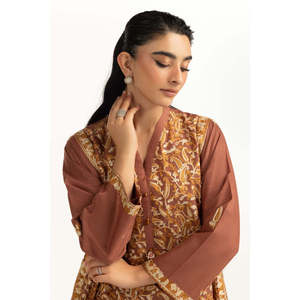 Conjunto Coordinado IPST-55071 Karandi, Traje de Dos Piezas Bordado, Largo por Encima de la Rodilla, Tallas XS y XXS, Blusa de Manga Tres Cuartos y Pantalones Cortos - Product Image 4