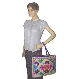 Bolso de algodón con flores Bohemias de gran capacidad, hermoso estilo diario, bandolera para mujer, cierre de cremallera, portátil para festivales - Product Image 3