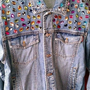 Chaquetas de mezclilla de calidad superior para mujer, chaqueta de mezclilla bordada con perlas y cuentas Hn, chaqueta bordada, manga vintage, moda informal - Product Image 1