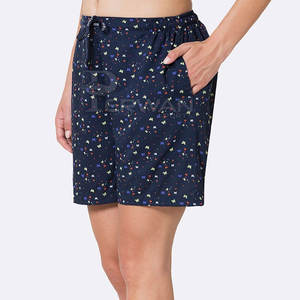 Pantalones cortos transpirables de color sólido para mujer, ropa de calle de diseño personalizado, pantalones cortos de mujer de gran tamaño de alta calidad - Product Image 2