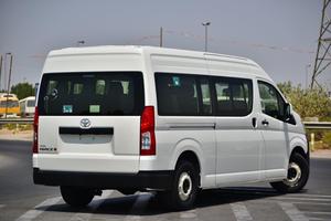 Minibús Toyota Hiace 2021 Usado, Muy Limpio y en Perfecto Estado, Volante a la Izquierda, Transmisión Manual, Motor de Gasolina, Disponible para la Venta - Product Image 5