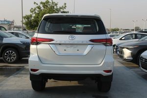 โตโยต้า ฟอร์จูนเนอร์ 2.7L RWD SUV สีขาว ปี 2023 รถมือสองพร้อมส่งทั่วโลก ตัวเลือกครบครัน สภาพสะอาด - Product Image 5