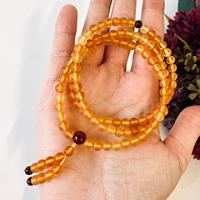 Collier de prière bouddhiste en ambre beurré, Mala en ambre baltique naturel 108 perles ; Bijoux unisexe, colliers religieux perlés de forme ronde