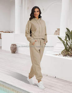 Chándal de forro polar de algodón para hombre, chándal OEM personalizable de Waseem Impex, conjuntos muy demandados y de tendencia, técnicas impresas - Product Image 3