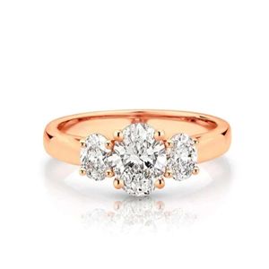 Anillo de Compromiso de Tres Piedras con Corte Ovalado para Mujer - Product Image 1