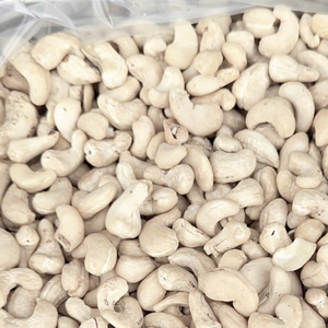 เม็ดมะม่วงหิมพานต์ดิบจากโรงงาน180 160 240โรงงาน santigo ไม่ต้องเสียภาษี - Product Image 1