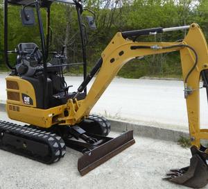 CAT 301.7DCR Mini pelle Année 2017 Heures de travail 1221 Nouveau pouce hydraulique Train de roulement extensible 39 51 - Product Image 4