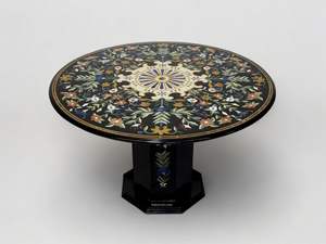 Plateau de table en marbre avec incrustation de Pietra Dura artisanale - Product Image 2