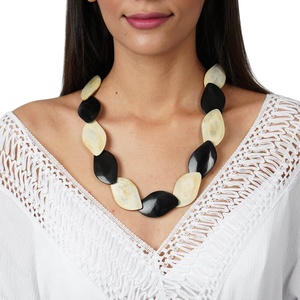 Meilleure qualité résine Lucite laiton métal bijoux indien collier pour dames mode bijoux faits à la main pour - Product Image 2