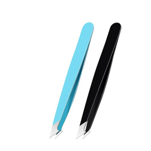 Pinzas de cejas de acero inoxidable Esenciales de aseo para cejas perfectas Pinzas de cejas de Gray Rocks - Product Image 1