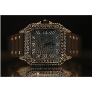 Montre de luxe de haute qualité, unisexe, avec mouvement à quartz, cadran en verre, bracelet en acier inoxydable, disponible au meilleur prix - Product Image 1