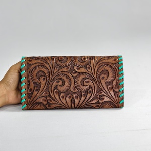 Nouveau porte-passeport pour femme en cuir véritable luxueux et élégant, antivol, design personnalisable, multifonction - Product Image 5
