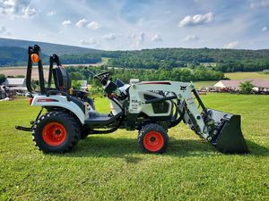 รถแทรกเตอร์ขนาดเล็ก รุ่น Mini Bobcatt 2025 LS 4x4 พร้อมหัวตักและหัวขุด ราคาโรงงาน พร้อมส่งออก - Product Image 5