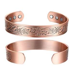 Pulsera Ajustable de Cobre con Seis Imanes, Diseño Grabado con el Logotipo Om, Hinduismo, Religión Hindú, Cobre Hecho a Mano por Artesanía de la India - Product Image 2