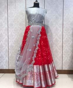 Dernière nouveauté Tendance mariage et mariage porter mariée Lehenga Choli belle couleur rouge lourde broderie travail Alphanumero - Product Image 4