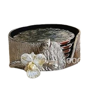 Juegos de 4 posavasos de té de metal de aluminio Chapado en plata con diseño de forma redonda posavasos de té decorativos para el hogar - Product Image 2