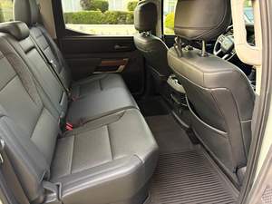 โตโยต้า ทุนดรา ลิมิเต็ด ครูว์แม็กซ์ 4x4 ปี 2022 - Product Image 5