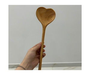 Cuillère de cuisine en bois d'acacia et bambou écologique Cuillère en bois en forme de cœur - Product Image 1